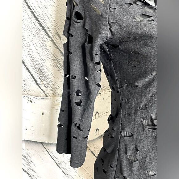 Samuel Dong Petal Trim Cutout Blouse S - Picture 3 of 8